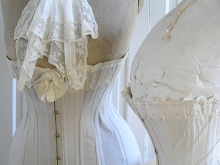Detail corsets