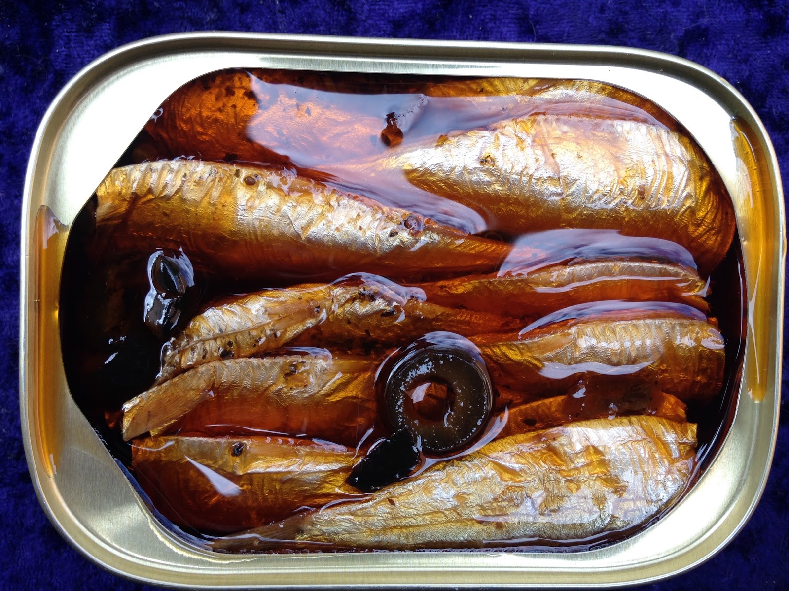 Mouth Full of Sardines Bumble BeeSardines 4