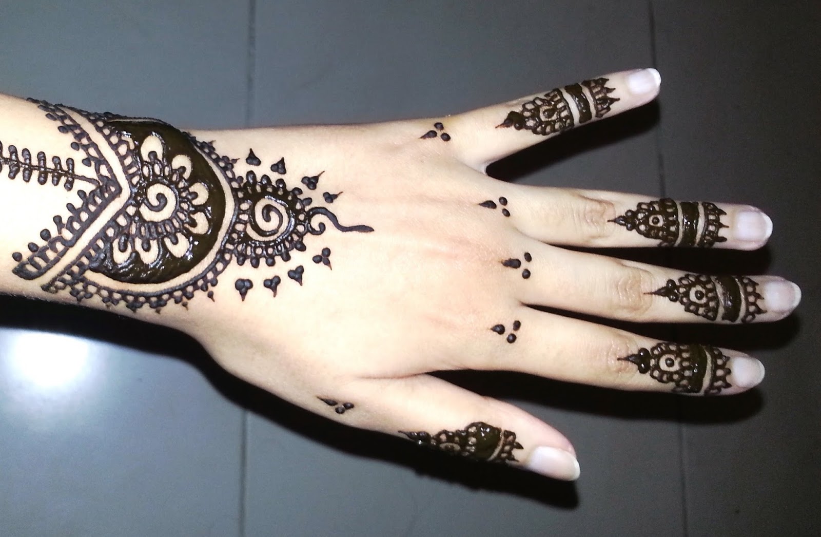 Henna Simple Jari Makedes Contoh Gambar Motif