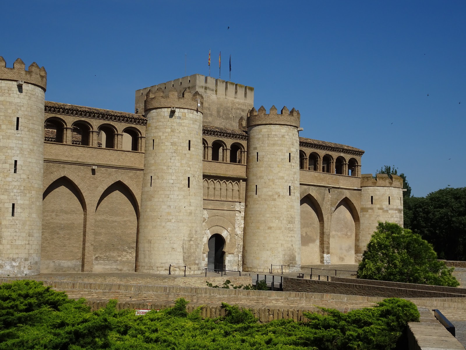 LibrosLocuras Visita teatralizada Palacio de la Aljafería (Zaragoza)