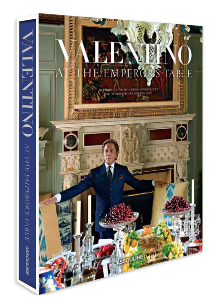 Valentino-At-The-Emporers-Table