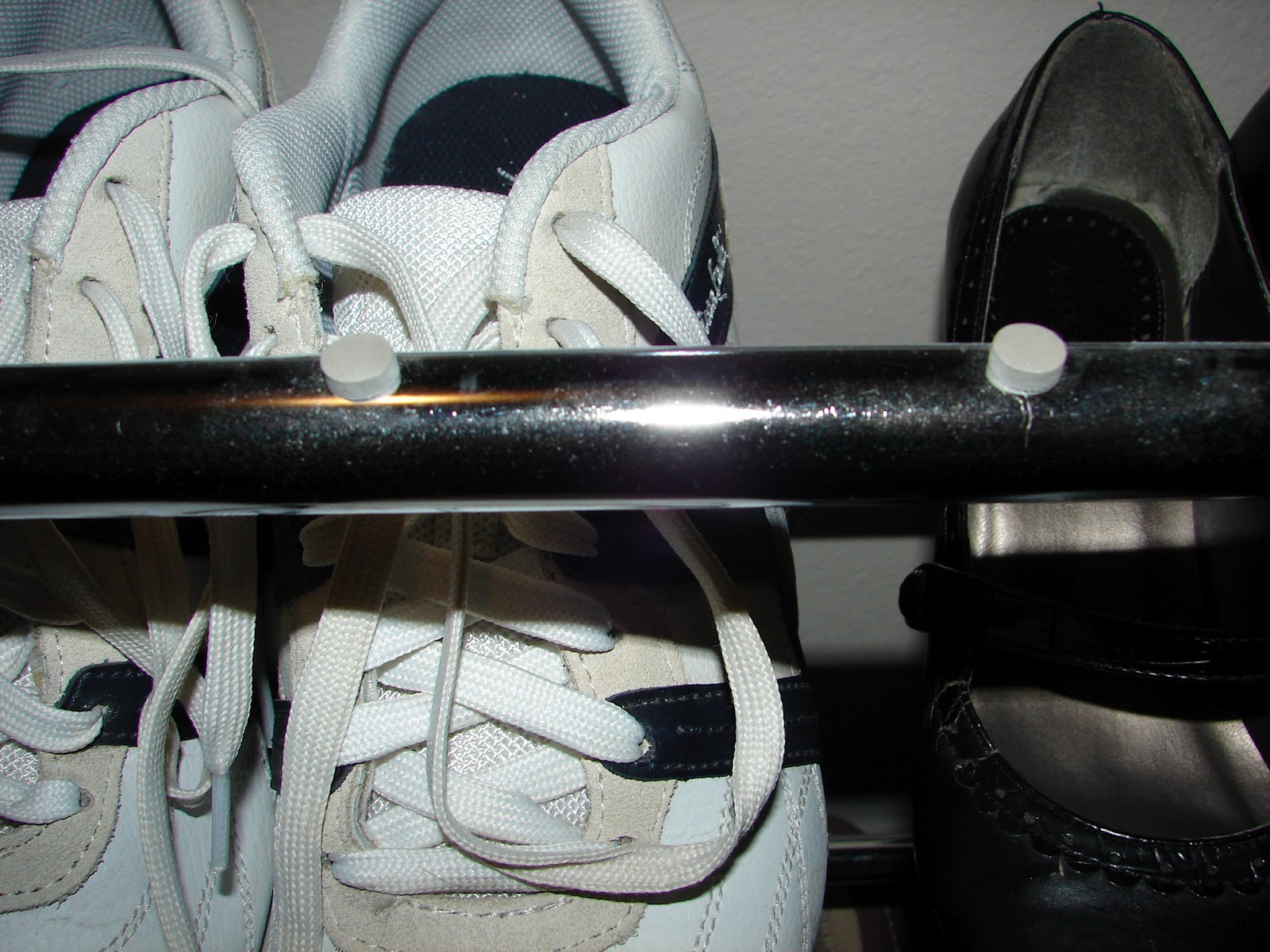 my shoes keep slipping off