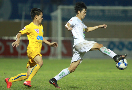 Bau Duc tu choi de Van Toan sang Nhat thi dau - Anh 2