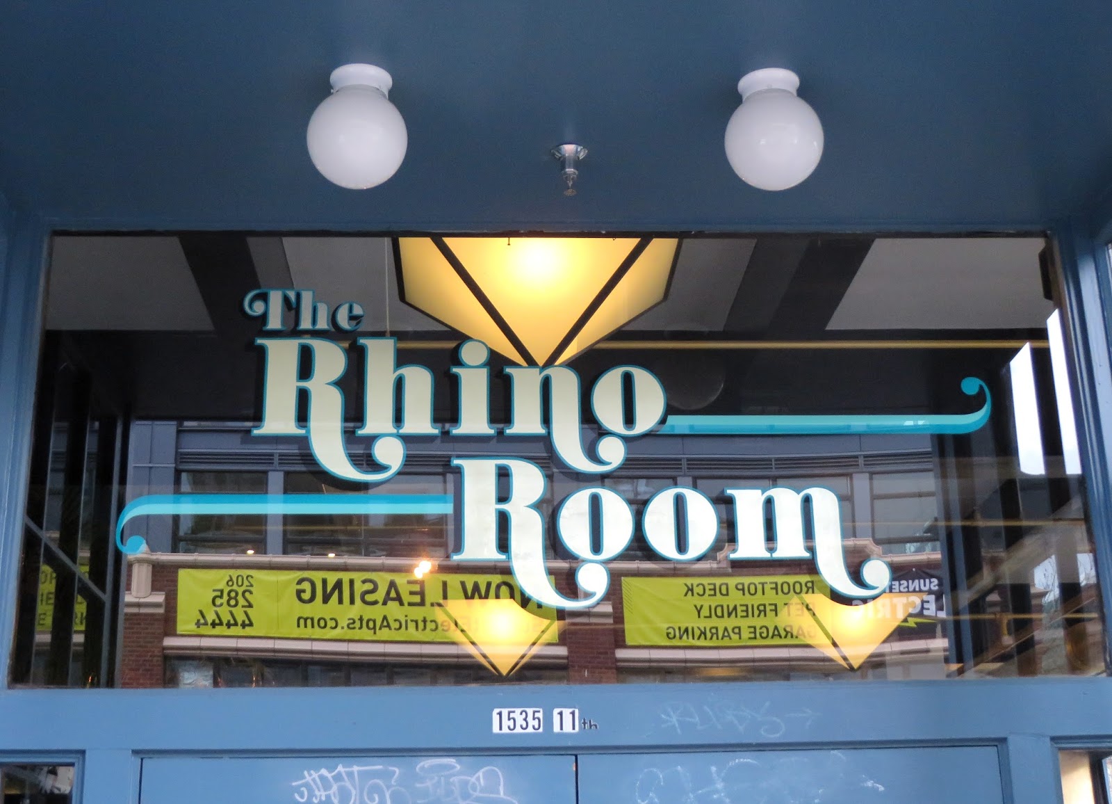 Seattlebars Org 2491 S1230 The Rhino Room Seattle 3