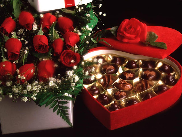 Happy Valentines Day 2018 Chocolates Cakes Images & HD Greeting Cards For Him Or Her Happy Valentines Day 2018 Chocolates Cakes Images & HD Greeting Cards For Him Or Her
