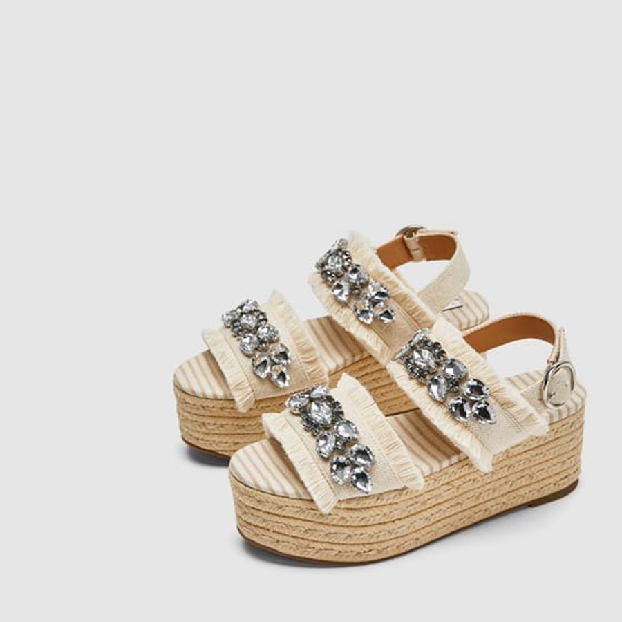 Sandalias rafia abalorios