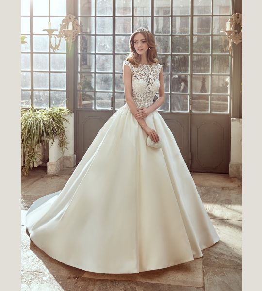 Lindos vestidos de novias | Colección Escote Ilusión Lindos vestidos de novias | Colección Escote Ilusión