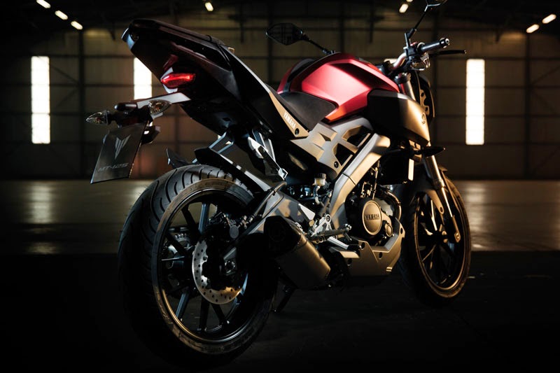 Tidak untuk pasar Indonesia . . Yamaha Eropa resmi rilis Yamaha MT 125 si versi naked dari Yamaha YZF R125 . .