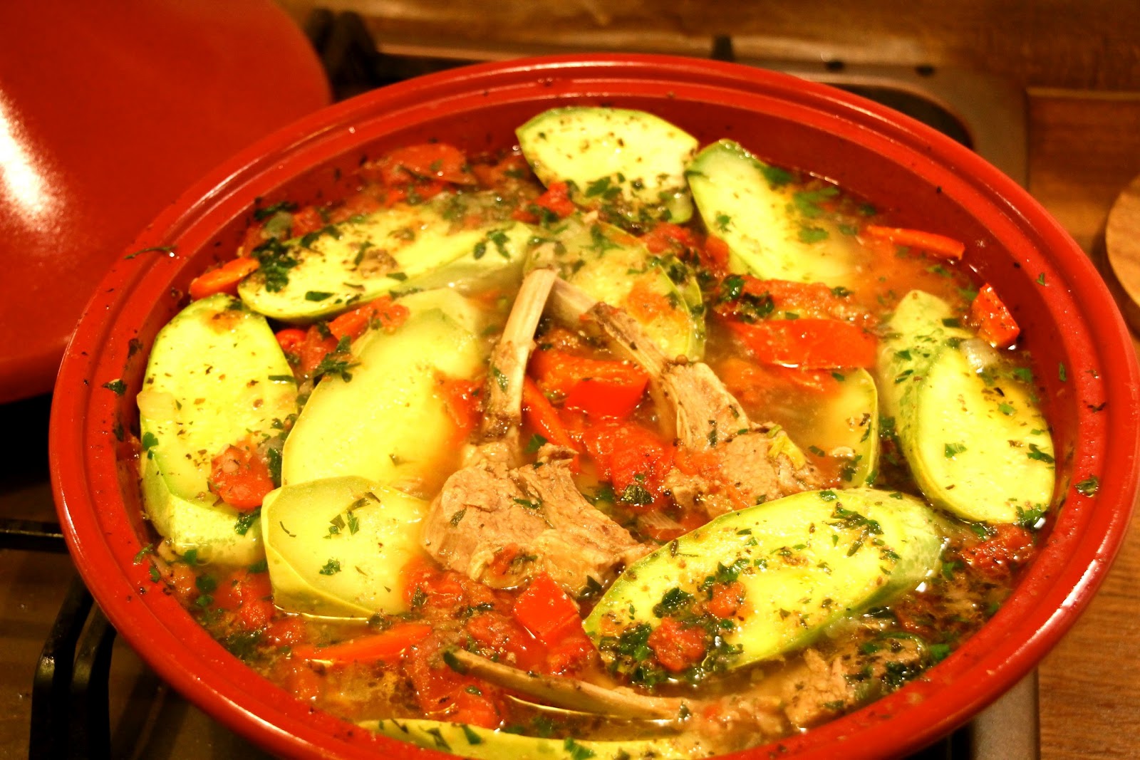 CRAZY MOTHER COOKER TAGINE DE VARA CU MIEL, LEGUME SI MENTA