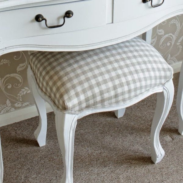 Beautiful designs from the dressing table with stool!
