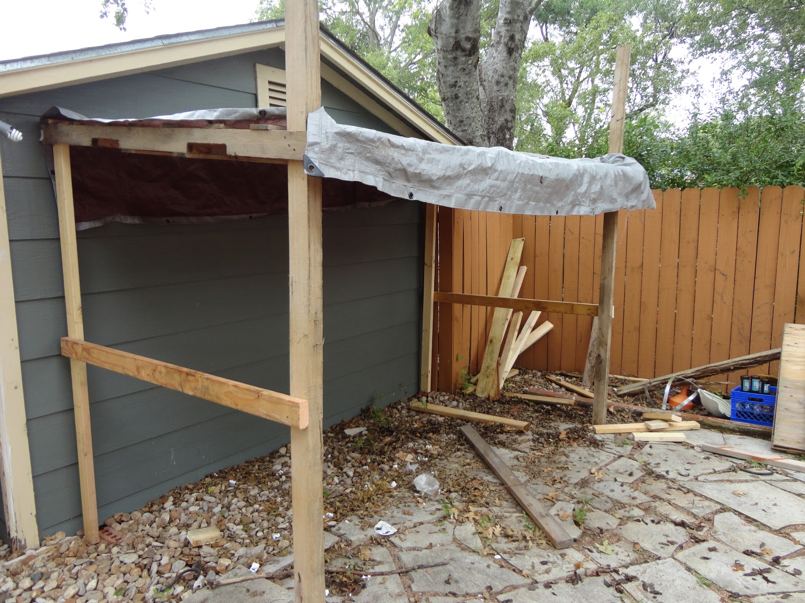 Fast, Cheap and Out of Control: Build your own 'free' pallet shed