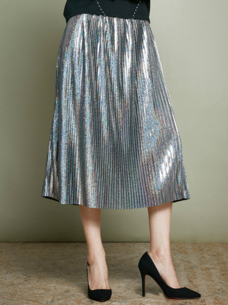 https://www.stylewe.com/product/silver-pleated-a-line-simple-plain-midi-skirt-66536.html