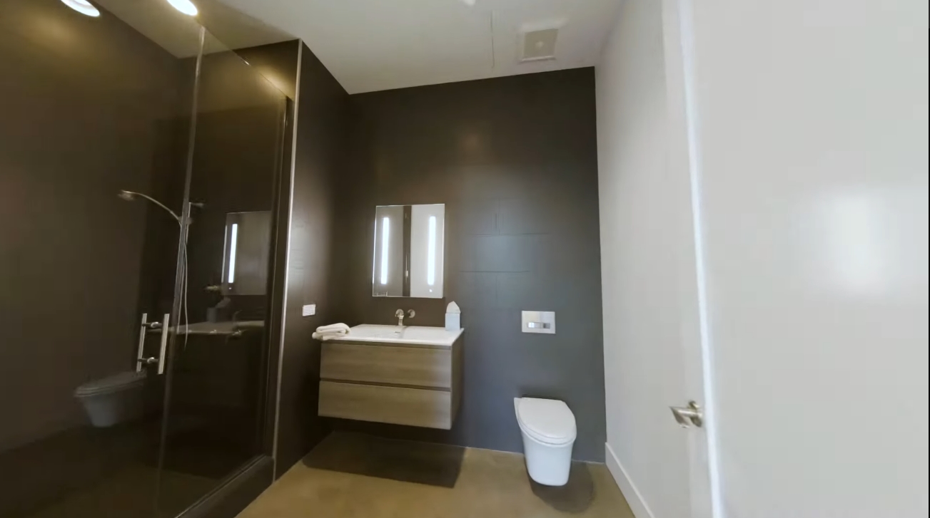 Luxury Condo Interior Design Tour vs. 900 W Washington Blvd #202 Chicago, IL 60607