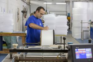Indústria de embalagens plásticas tem crescimento de mais de 20% em abril Indústria de embalagens plásticas tem crescimento de mais de 20% em abril