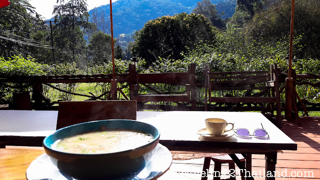 Bikers breakfast along route 1252 in North Thailand Motorbike Riding in Thailand by Traveling 2 Thailand