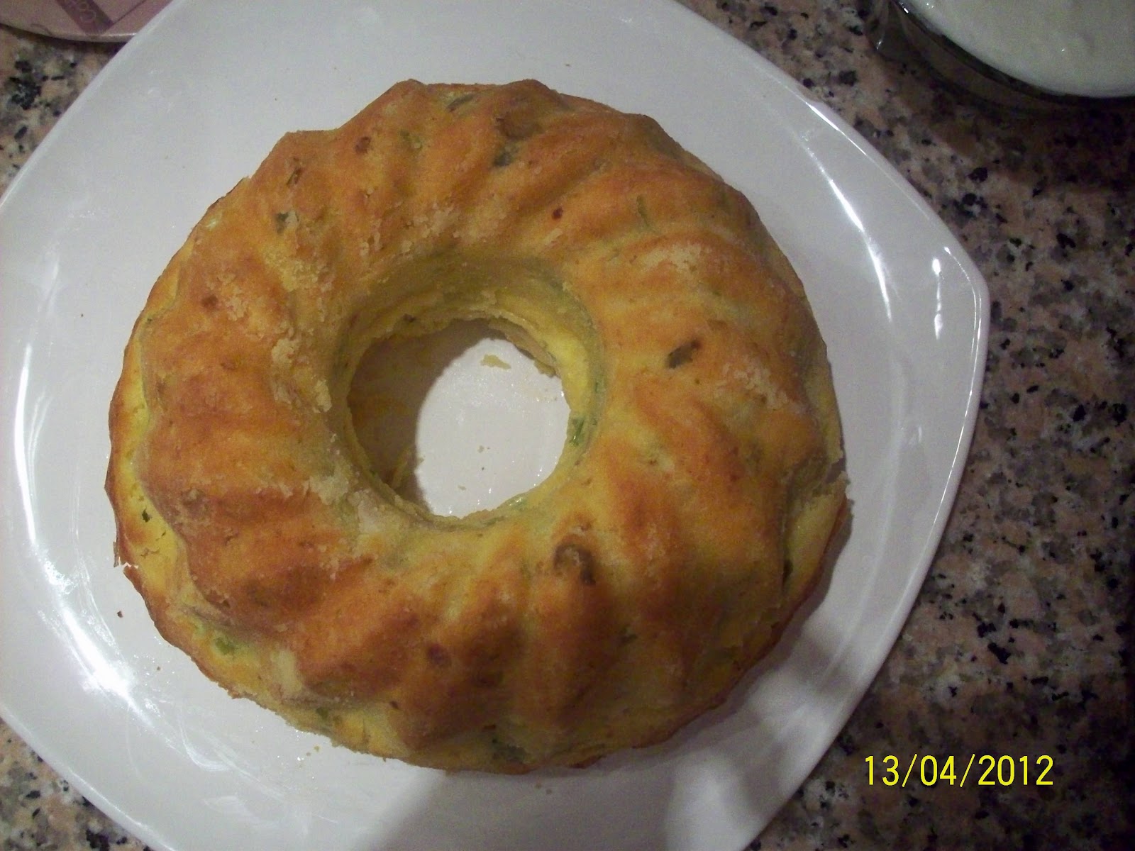 SAMSA PIRASALI KEK (MISIR UNU İLE)