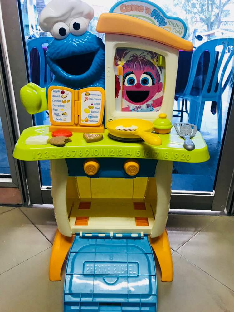 Mybundletoys2 Playskool Sesame Street Come N Play Cookie Monster