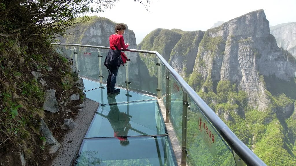 Стеклянный мост в дербенте Стеклянный мост в дербенте