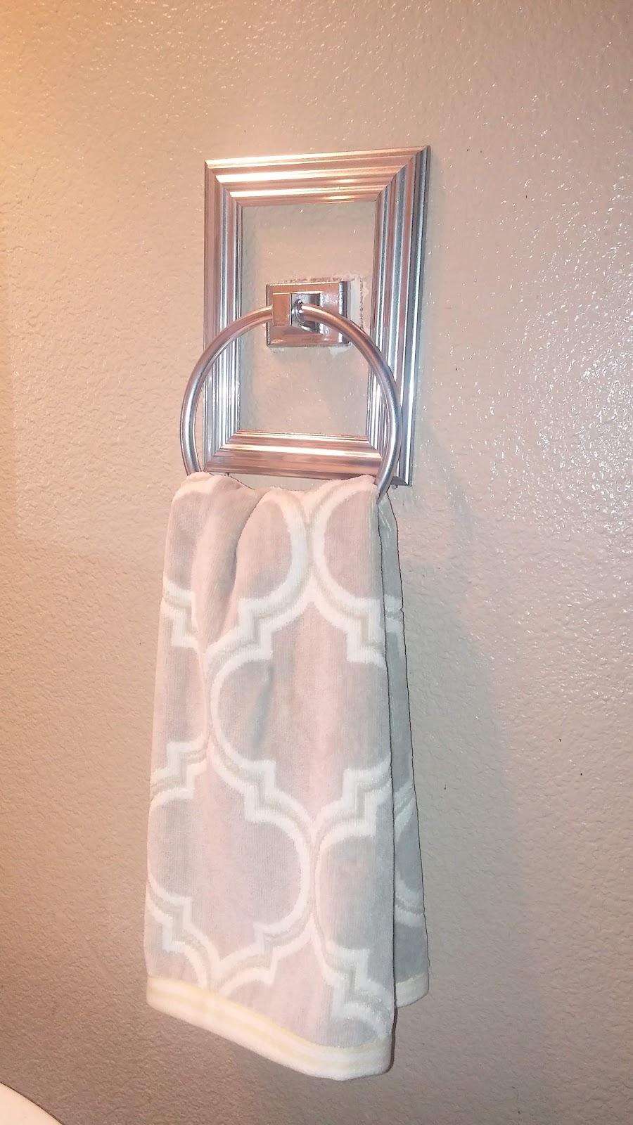 This N that Design by Rahma DIY Bathroom Towel Holder Ideas