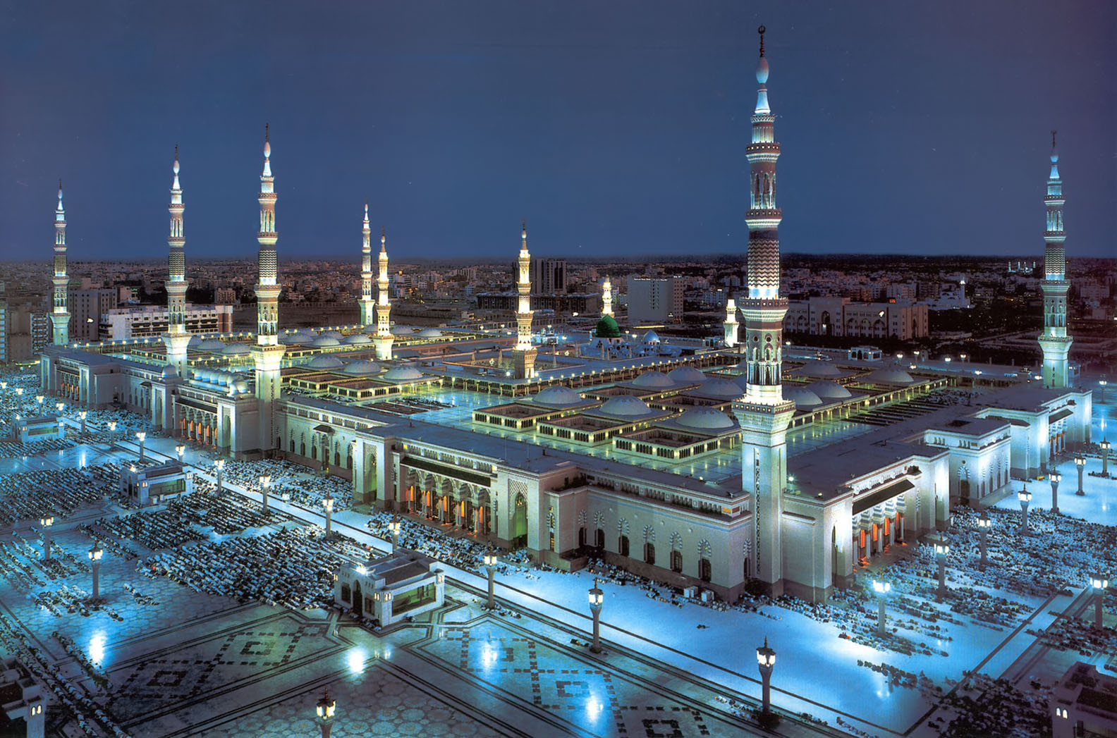 TOP AMAIZING ISLAMIC DESKTOP WALLPAPERS: Al-Nabawi Mosque of the