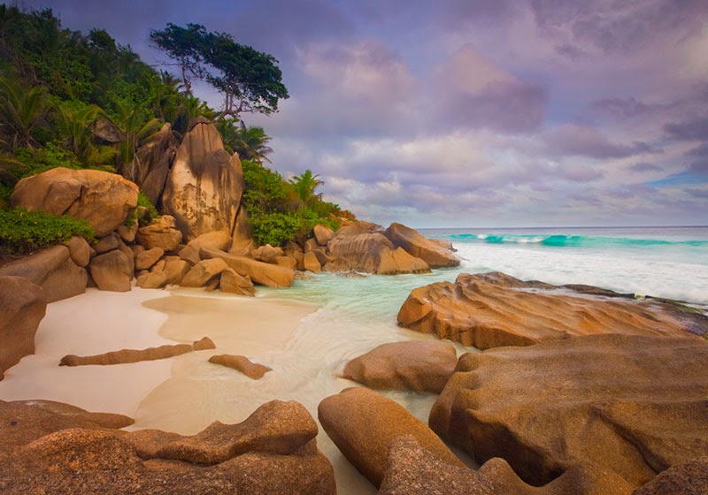 2. Seychelles - 7 Islands You Wouldn’t Mind Being Stuck On