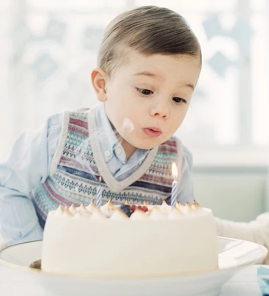 Prince Oscar of Sweden, is the younger child and only son of Crown Princess Victoria and Prince Daniel, younger brother of Princess Estelle.