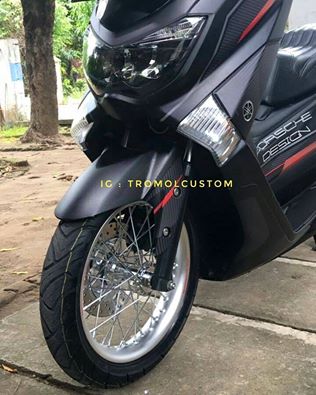 Modifikasi Nmax menggunakan velg jari jari