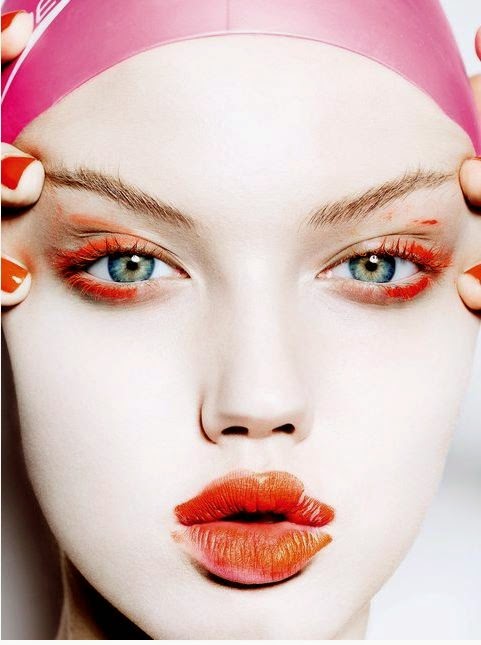 MAMA WE ALL GO TO HELL: Le Look: Lindsey Wixon by Mario Testino for ...