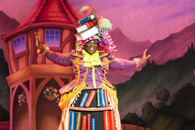 Review: Funfilled Panto of BEAUTY AND THE BEAST  Image