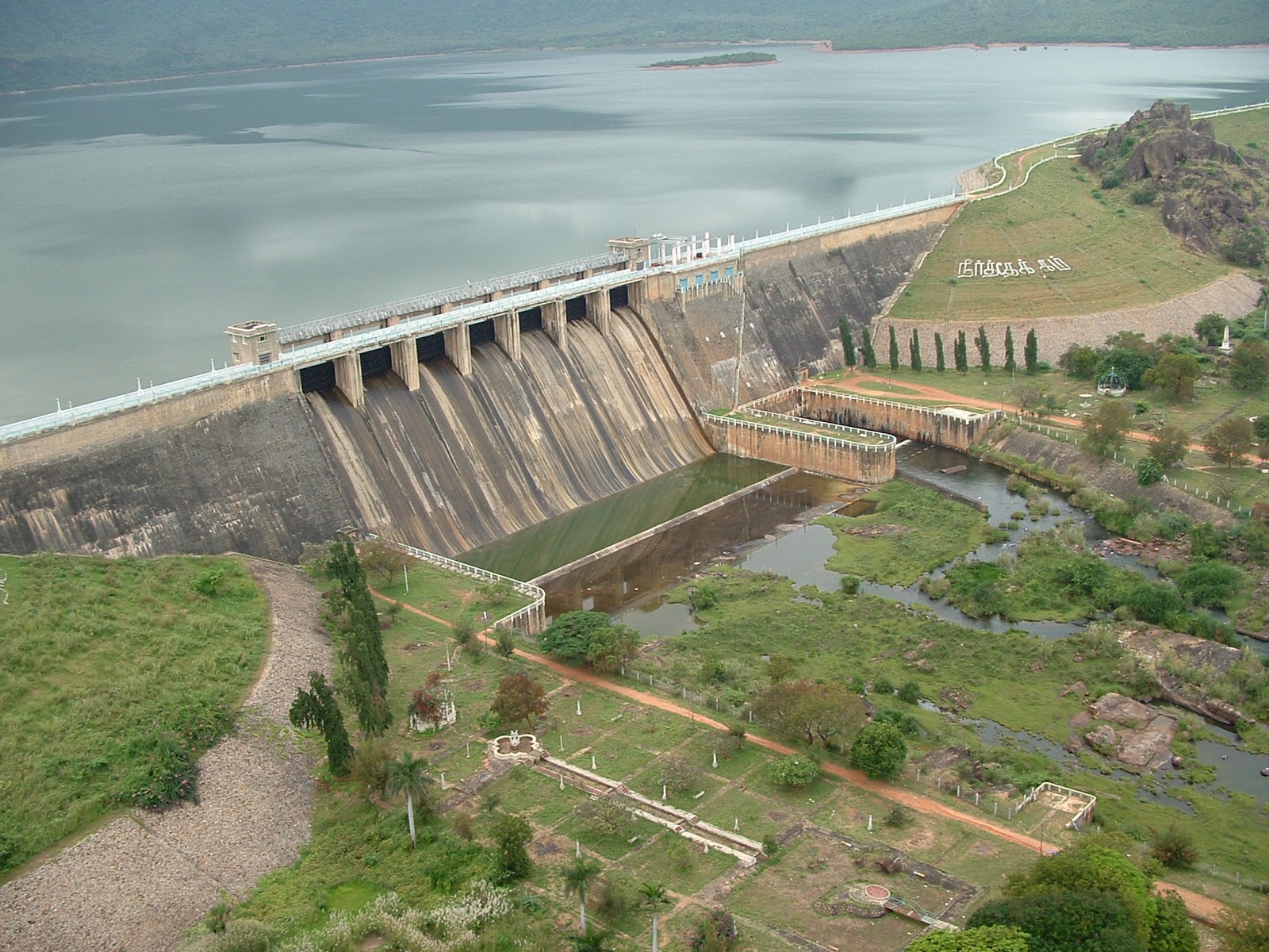 Tamilnadu Tourism Manimuthar Dam, Kallidaikurichi