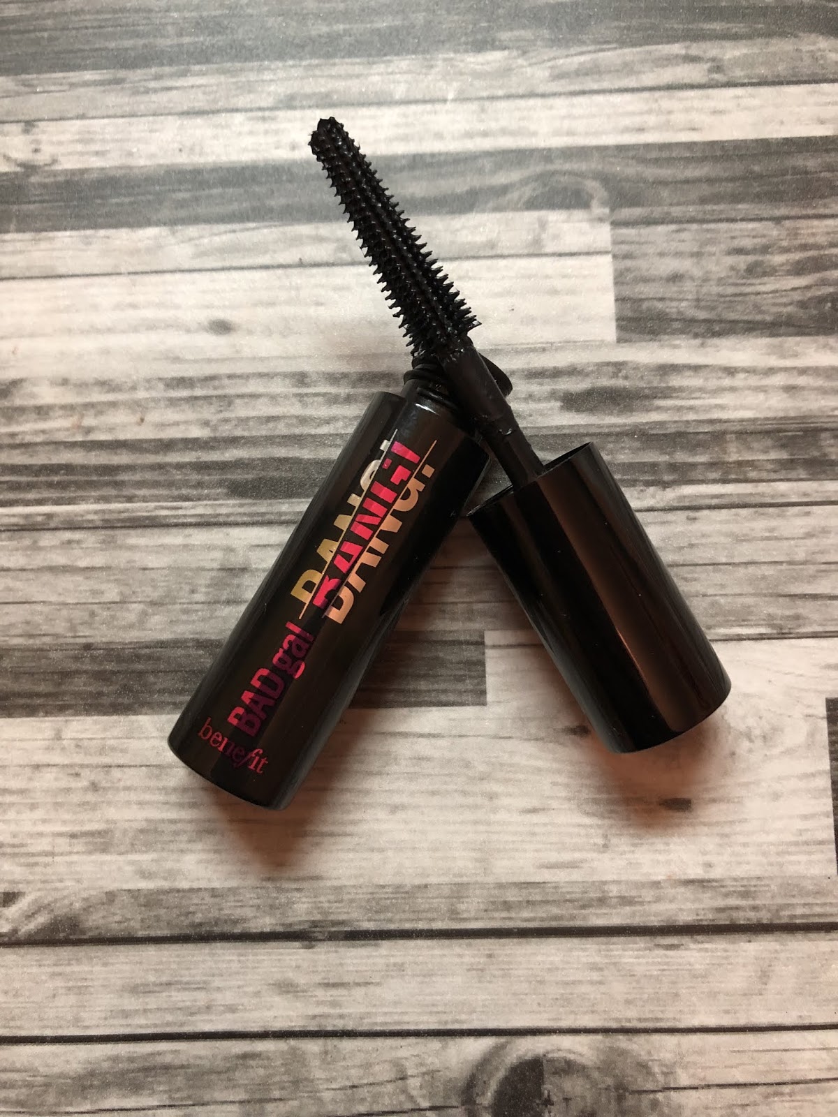 Benefit Bad Gal Bang Mascara (Review) A new favorite. Little Corner