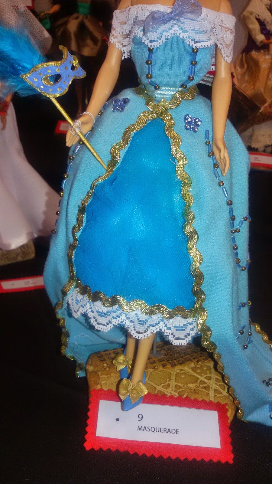 II Concurso de vestidos para Barbie (LP, Personal Shoppers)