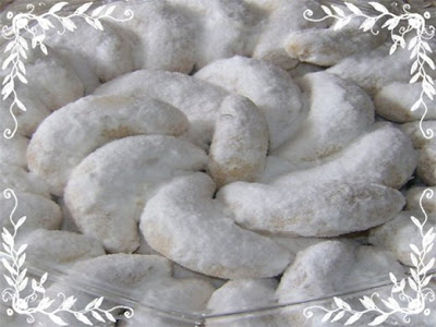 Resep Kue Putri Salju Keju Kacang Mede Spesial Kue Lebaran