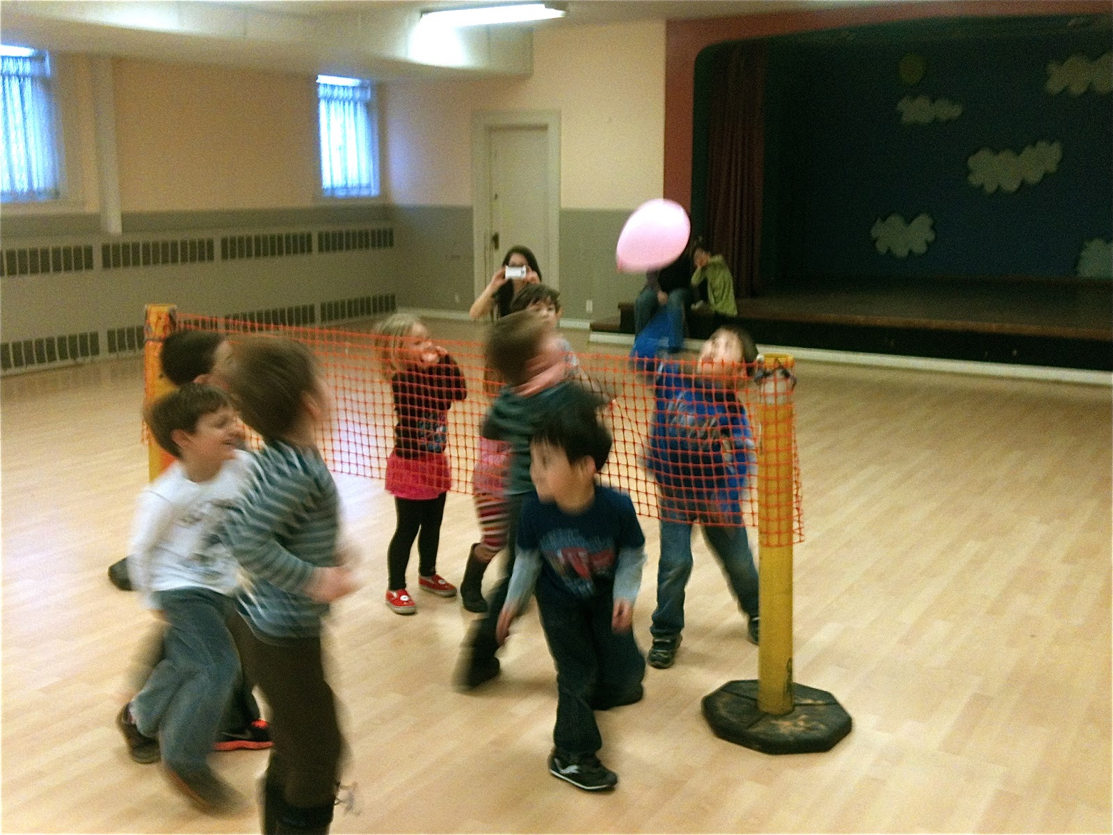 Teacher Tom Balloon Volleyball