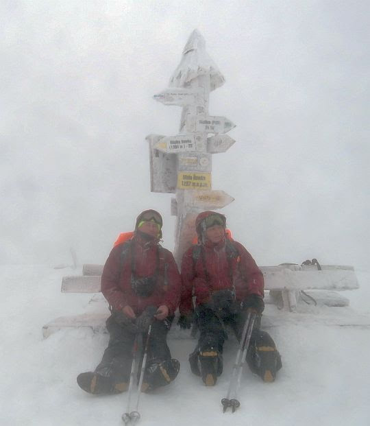 Mała Rawka (1272 m n.p.m.) Mała Rawka (1272 m n.p.m.)