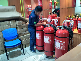 Garansi Tabung pemadam api Garansi Tabung pemadam api