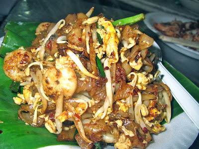 Char Kuey Teow, Malaysian cuisine, noodles, shrimp, blood cockles, chives, beansprouts, egg, dinner