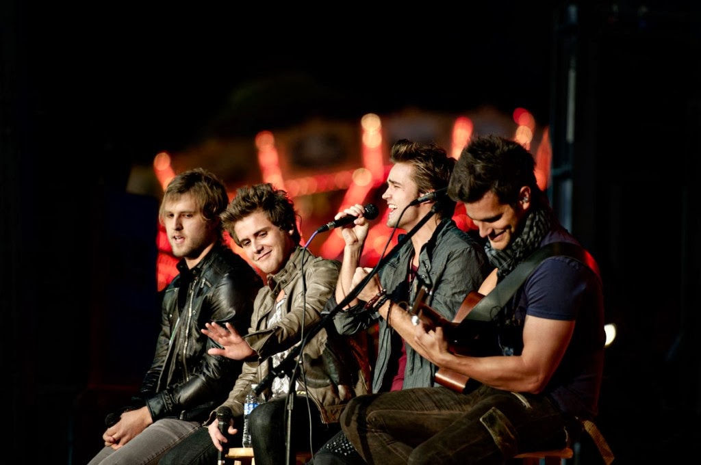 Anthem Lights - You Have My Heart (2014) singing live on stage