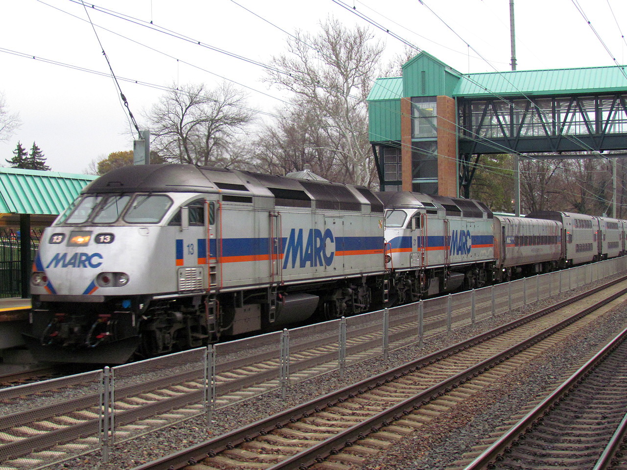 Jersey Mike's Rail Adventures: 15-11-29 PHOTOS: Halethorpe ...