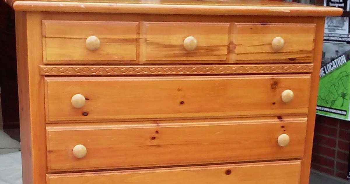 UHURU FURNITURE & COLLECTIBLES SOLD Vaughan Furniture 40" Wide Honey