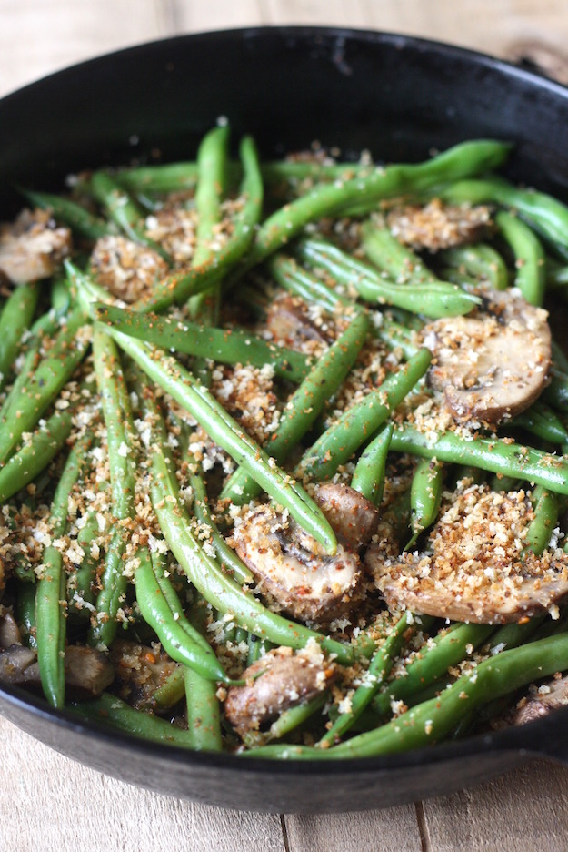 Miso Green Beans with Mushrooms & Panko recipe by SeasonWithSpice.com