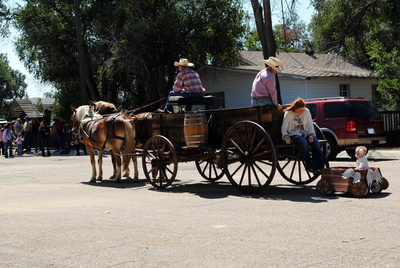 Trailerhood Aristocrats Kit Carson Day