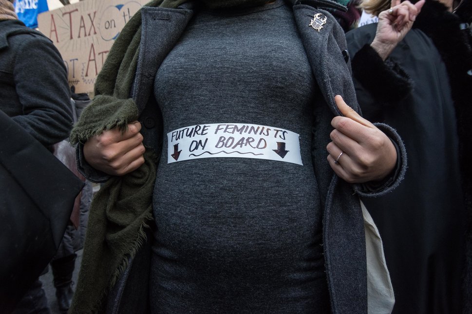 35 Photos Of Protesting Women That Portray Female Power - France