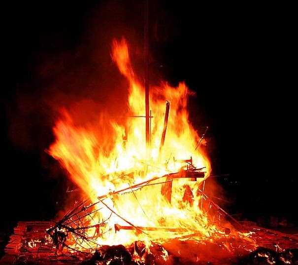 Burning 2. Языки пламени. Огонь жжет а гнев убивает. Пылающее пламя. Огонь реалистичный.