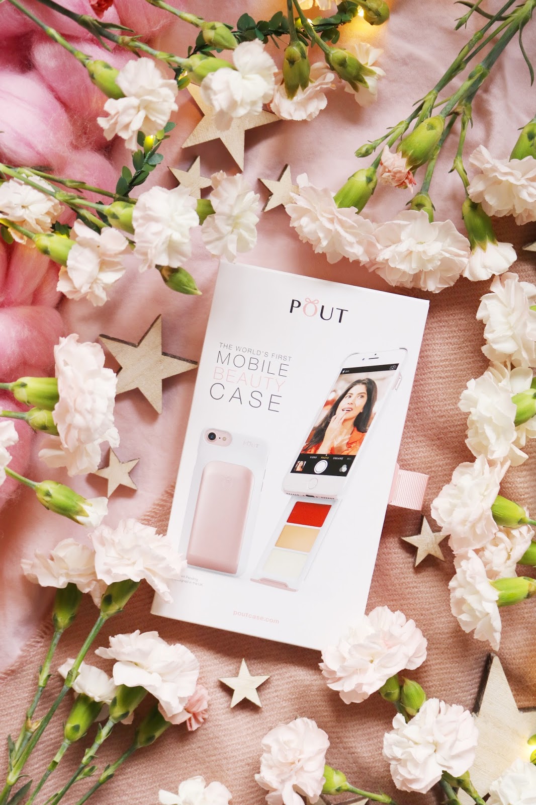 Pout Case: The World's First Mobile Beauty Case