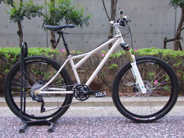 avelo Bicycle shop | アヴェロ バイシクル ショップ 浦和: Monkey avelo Bicycle shop | アヴェロ バイシクル ショップ 浦和: Monkey