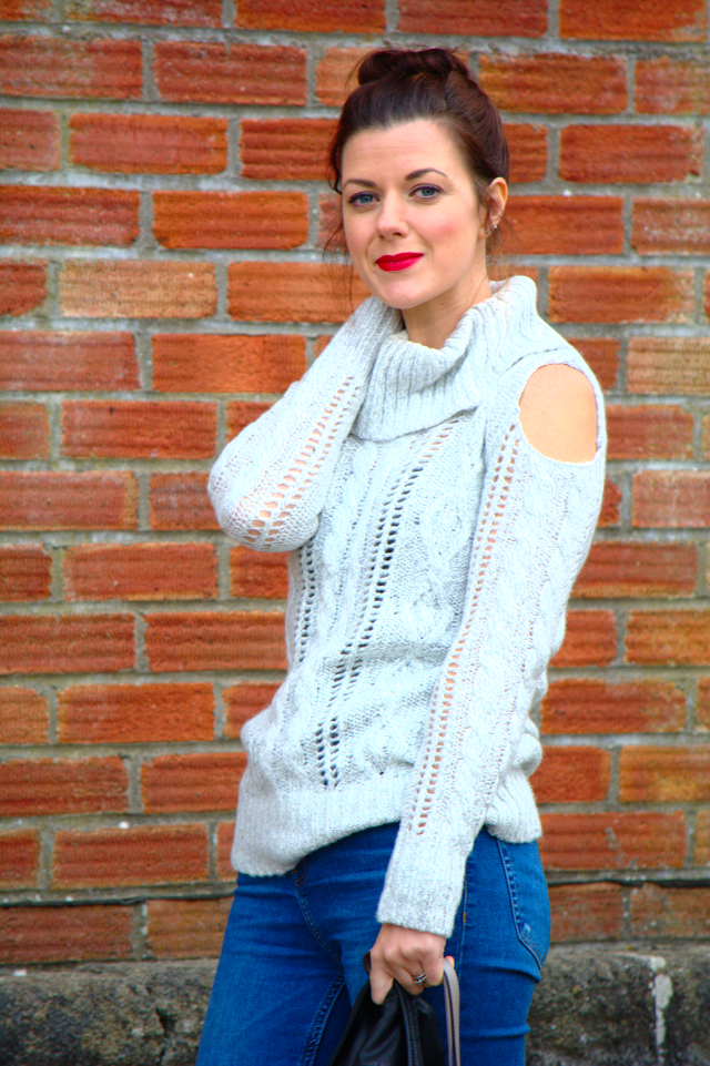 Dressing up Knitwear ( & Passion4Fashion Linkup) - Rachel the Hat