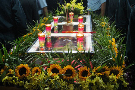 Tri an phi cong hy sinh vi bau troi binh yen cua To quoc - Anh 7