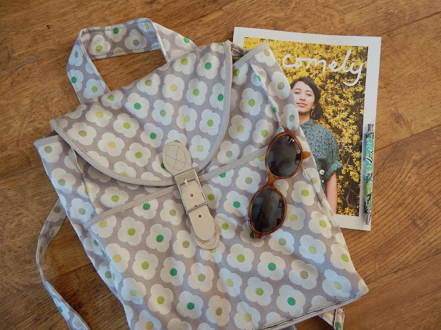 DIY: Sewn Daisy Pistachio Backpack