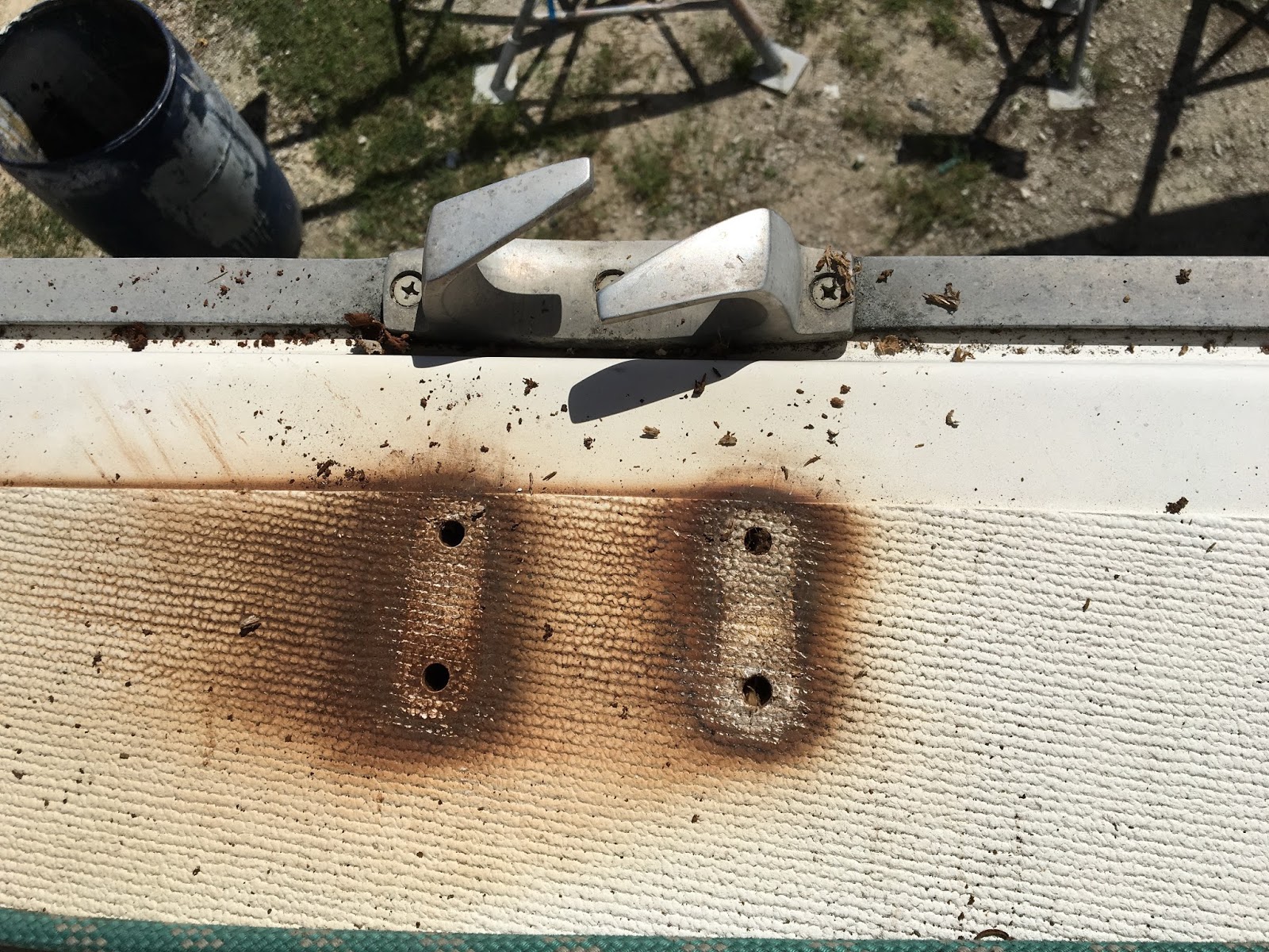 S/Y RAPTOR How To Remove Rust Stains From Fiberglass FSR Review